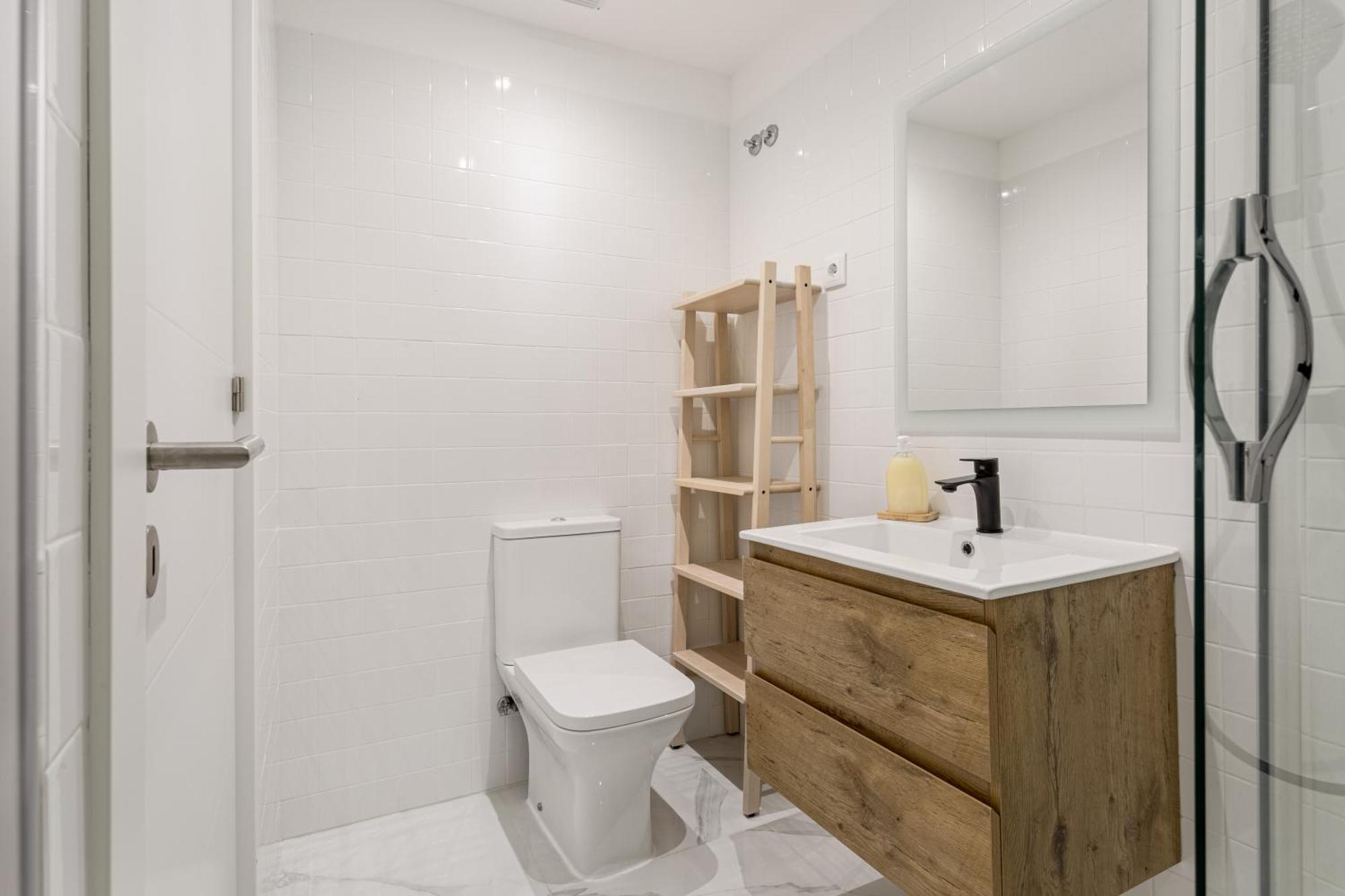 Joivy Minimalistic Apt W Patio In Principe Real Lisabona Exterior foto